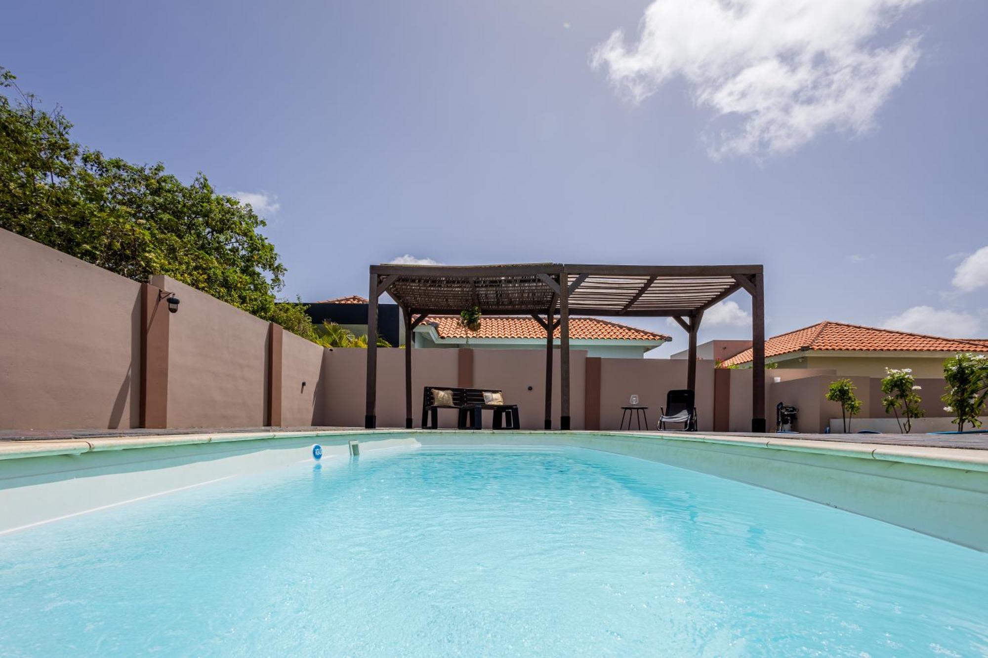 Av Curacao - Centrally Located Spacious Apartment Willemstad Exterior photo
