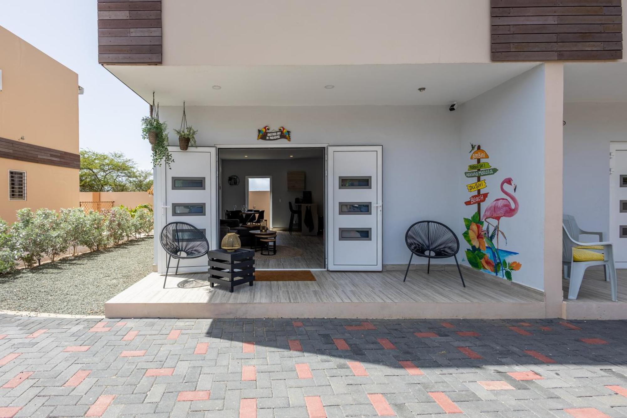 Av Curacao - Centrally Located Spacious Apartment Willemstad Exterior photo